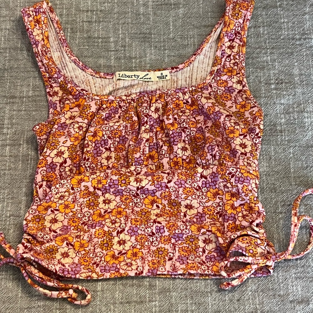 Liberty Love Floral Women's cropped tank Top - Pink floral